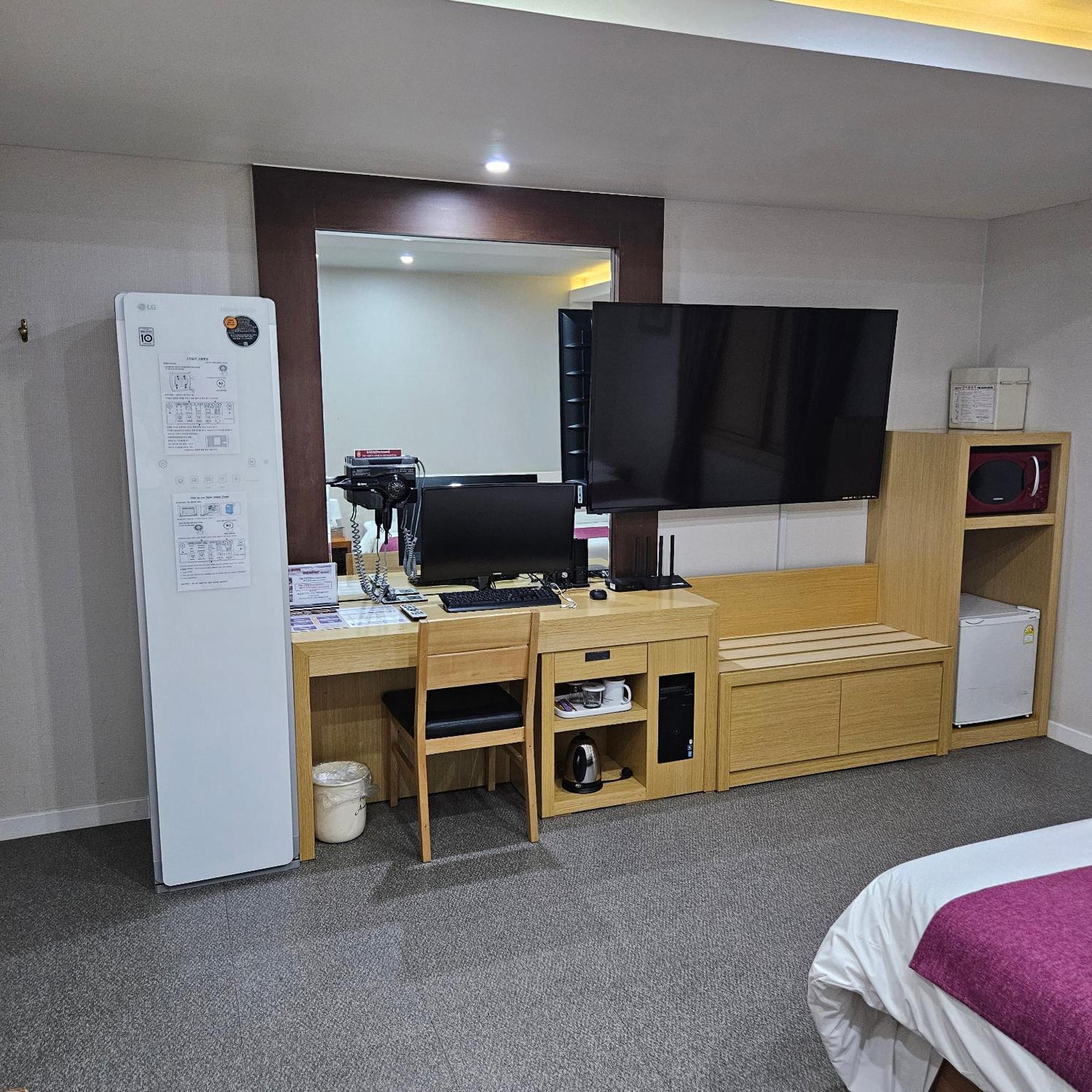 Symphony Hotel Suwon Exterior photo